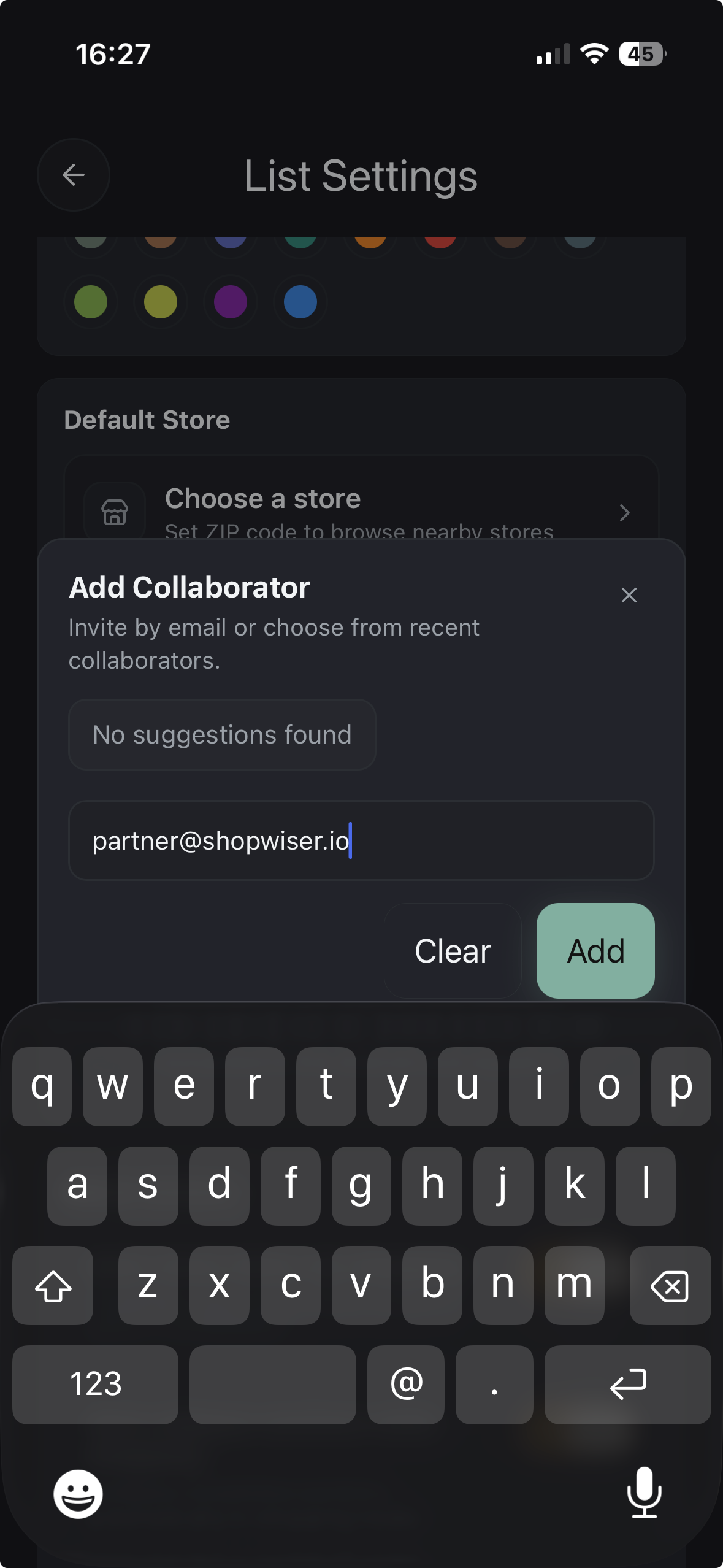 Shopwiser collaboration screen on iPhone - dark mode